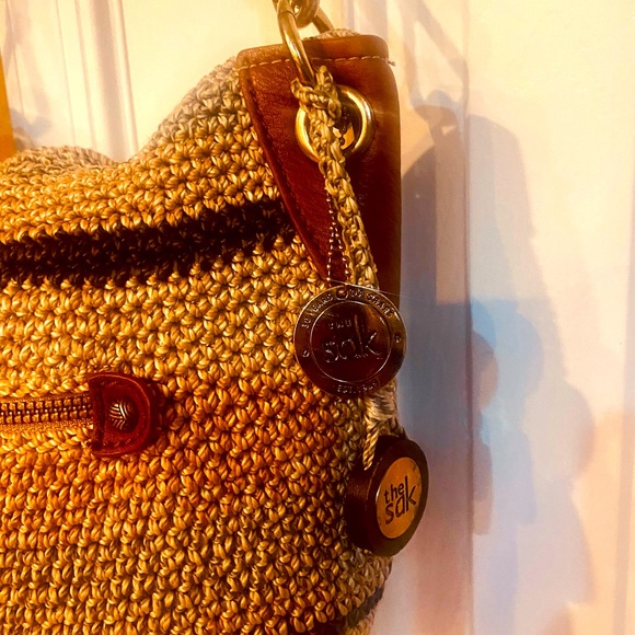 THE SAK Vintage Gorgeous Hand Bag. - Picture 2 of 8